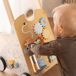 Opetuksellinen puinen kävelijä 8in1 / vauvan työntöaisa - manipulointilauta