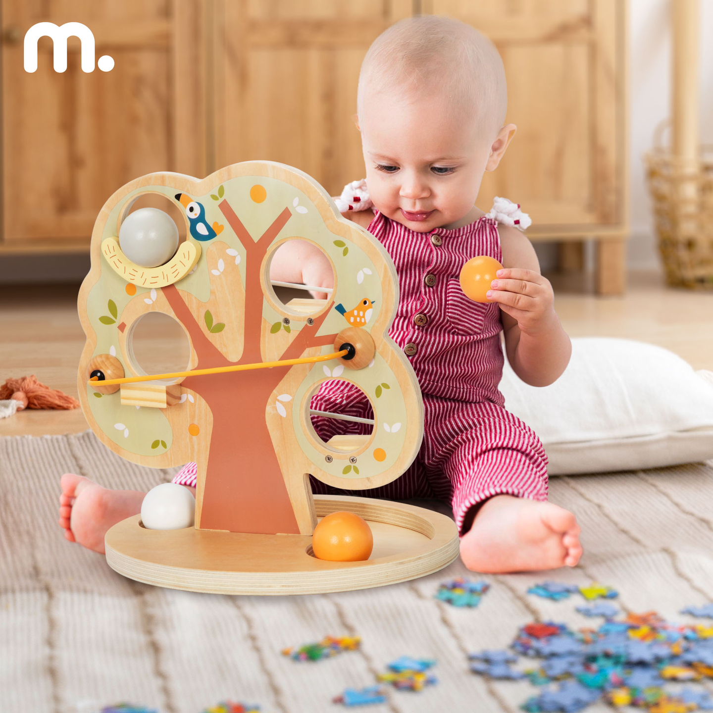 Puinen pallo liukumäki - Vihreä puu