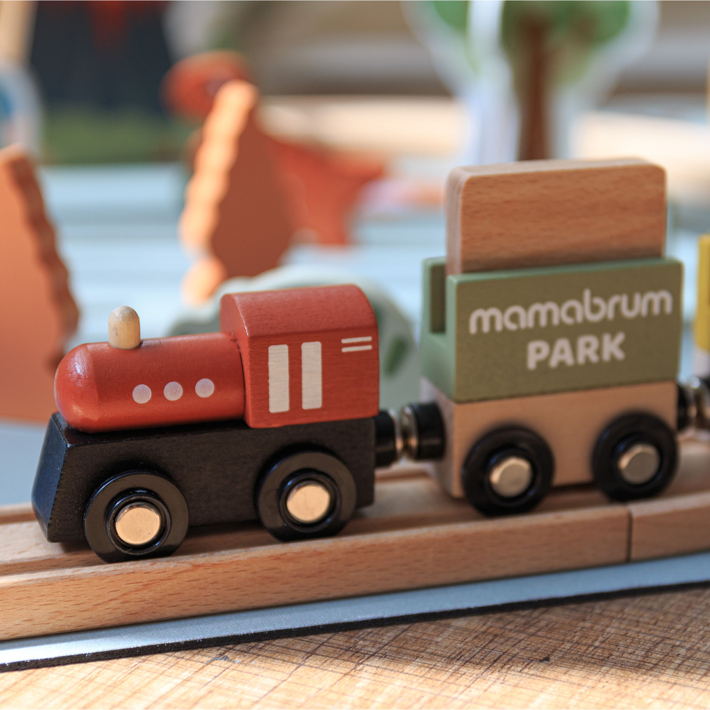 Dino Park puinen juna liukumattomalla matolla - dinosaurukset, juna, raiteet, tulivuori, kello