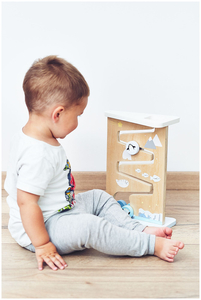 Puinen kaksipuolinen aistien käsittelytaulu