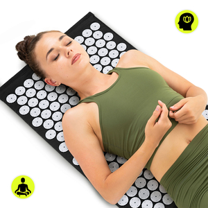 Akupunktiomatto tyynyllä ja päällisellä - 72 cm HyperMotion mustavalkoinen