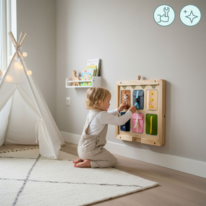 Puinen seinäkehys - Mamabrum-opetustaulujen kiinnittämiseen