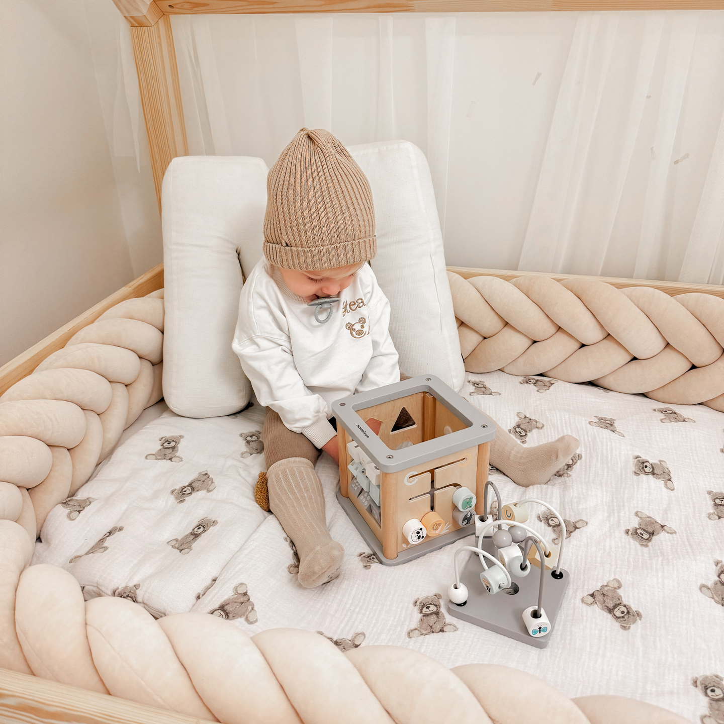 Montessori puinen opetuskuutio - motorinen silmukka