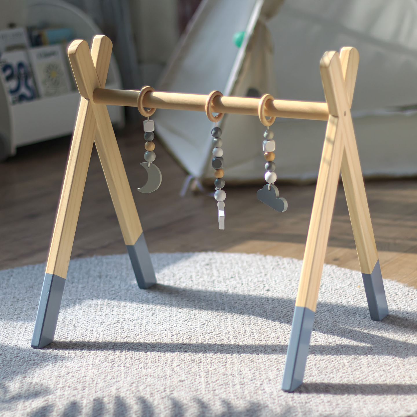 Baby Gym puinen kasvatusteline - väri harmaa