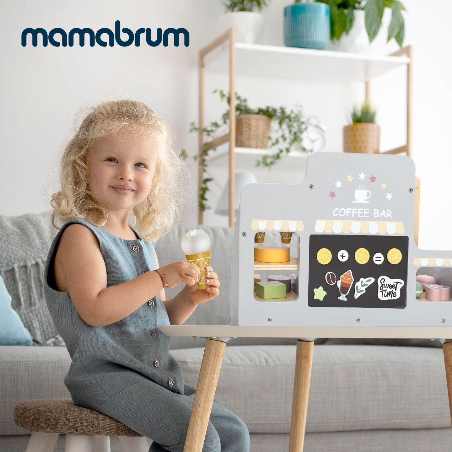 Suuri puinen jäätelöbaari, jossa on magneettitaulu, kahvinkeitin sekä jäätelö- ja jälkiruokasetti - yli 70 palaa!