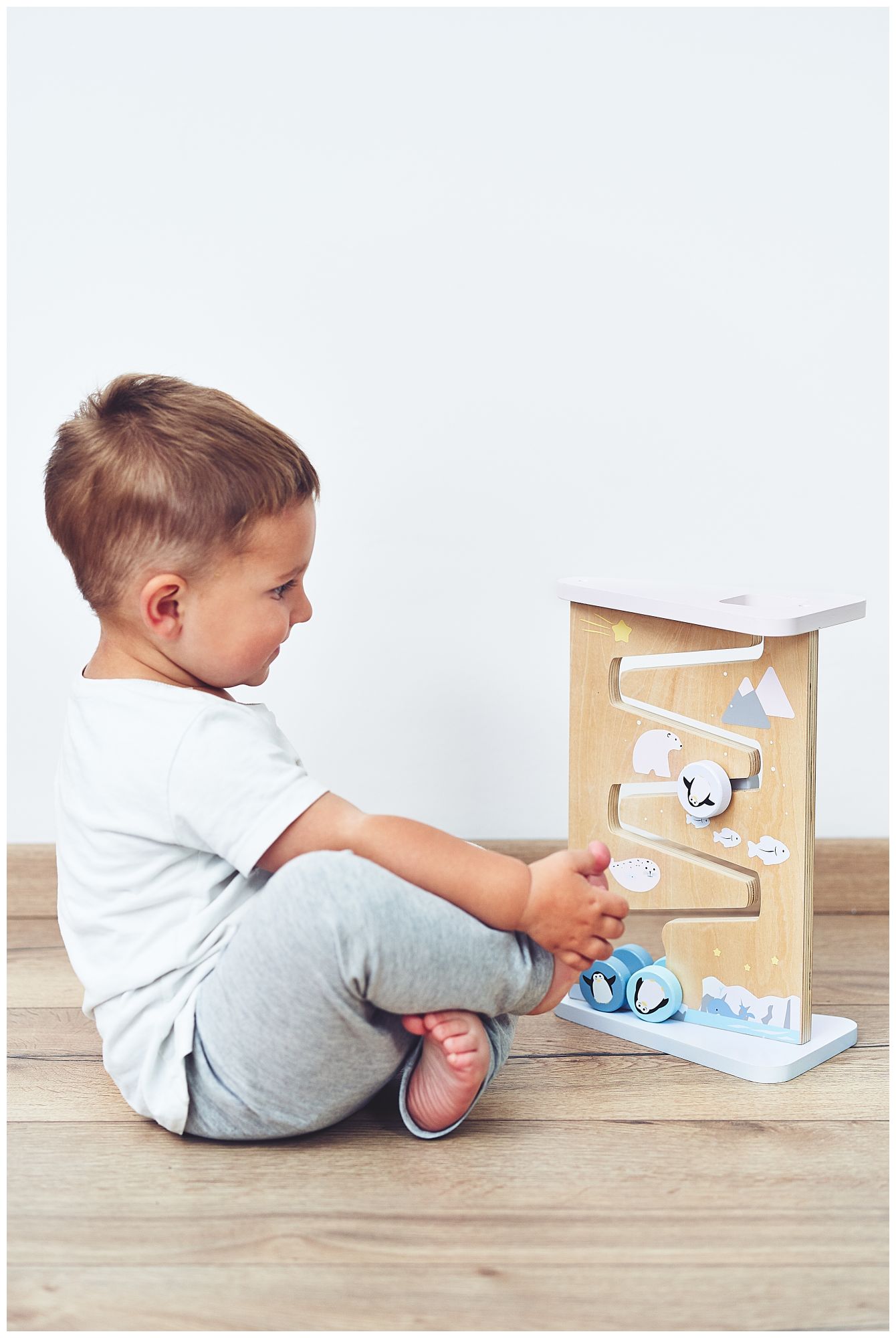 Puinen kaksipuolinen aistien käsittelytaulu