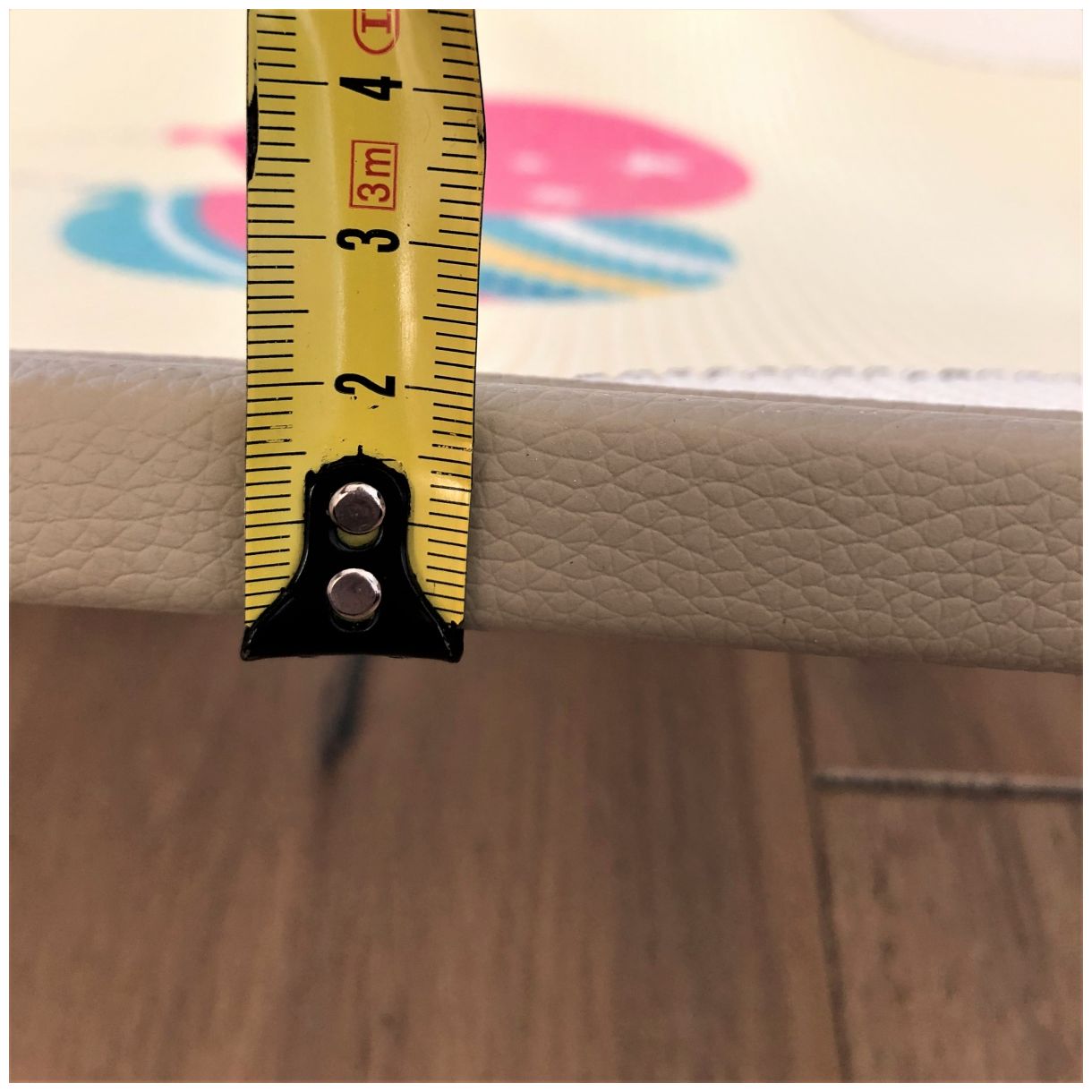 Kaksipuolinen vaahtomuovimatto XXL - rulla 2 CM (tie ja siksakit)