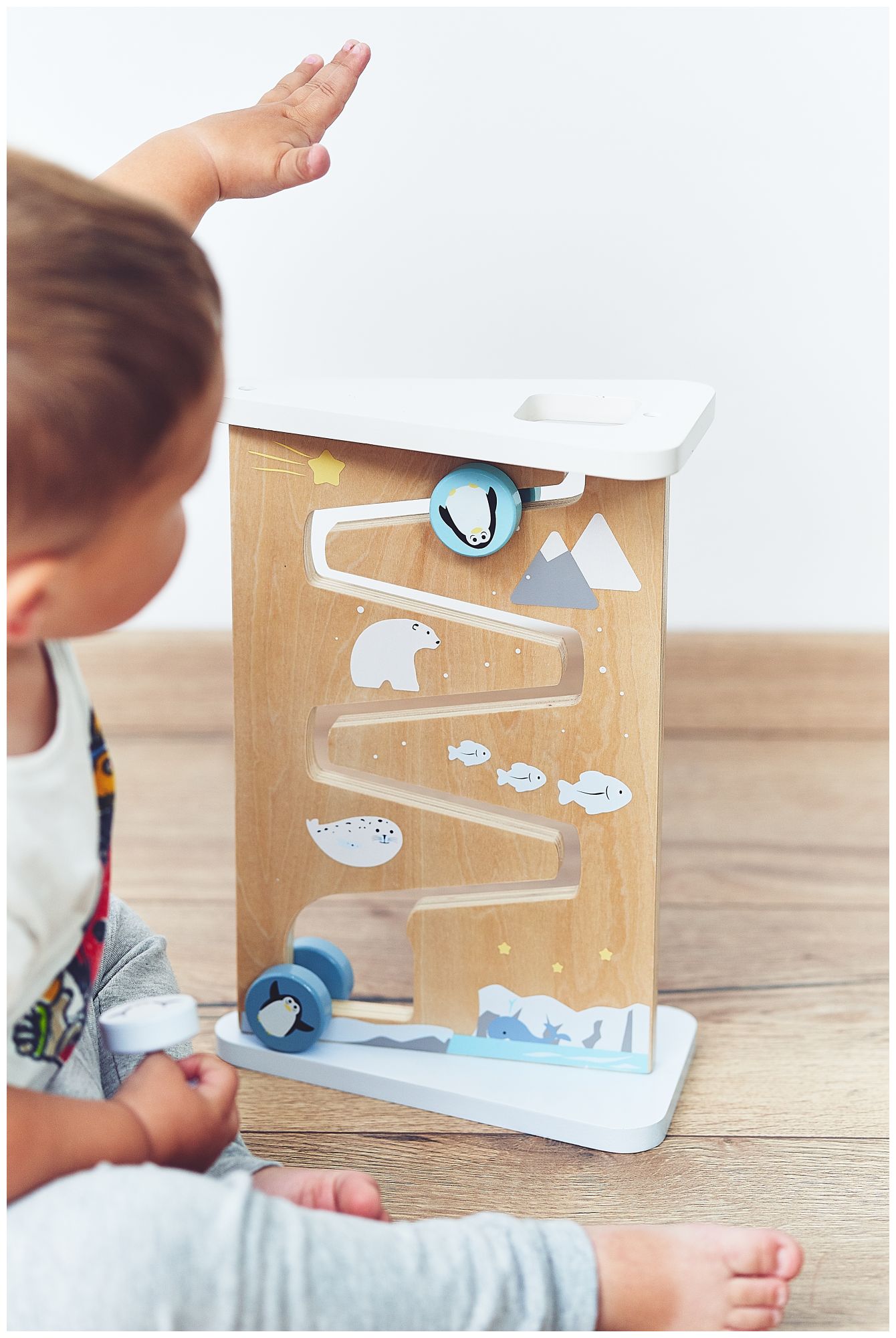 Puinen kaksipuolinen aistien käsittelytaulu