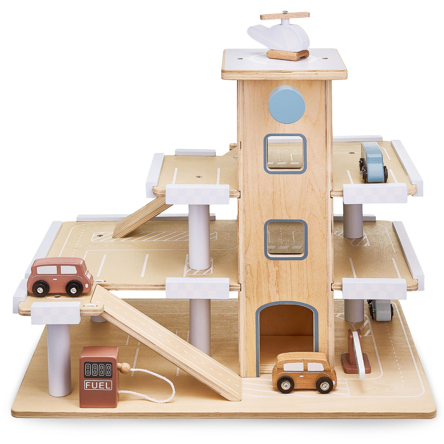 Puinen kolmikerroksinen parkkihalli, jossa on hissi - autotalli, jossa on autoja ja helikopteri