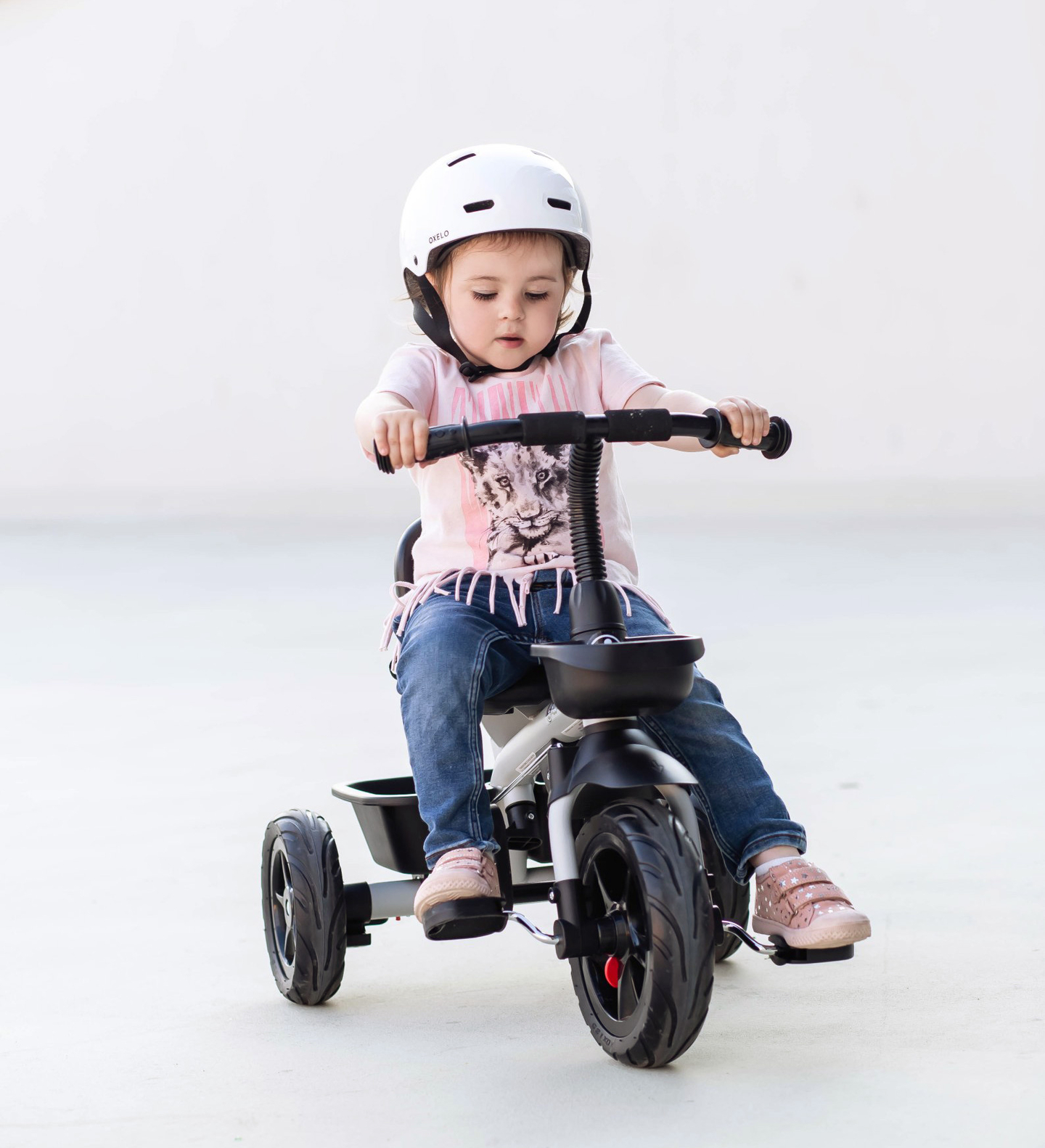 HyperMotion TOBI VECTOR kolmipyörä - ikuiset puhallettavat pyörät + työntötanko. Väri: vaaleanharmaa.